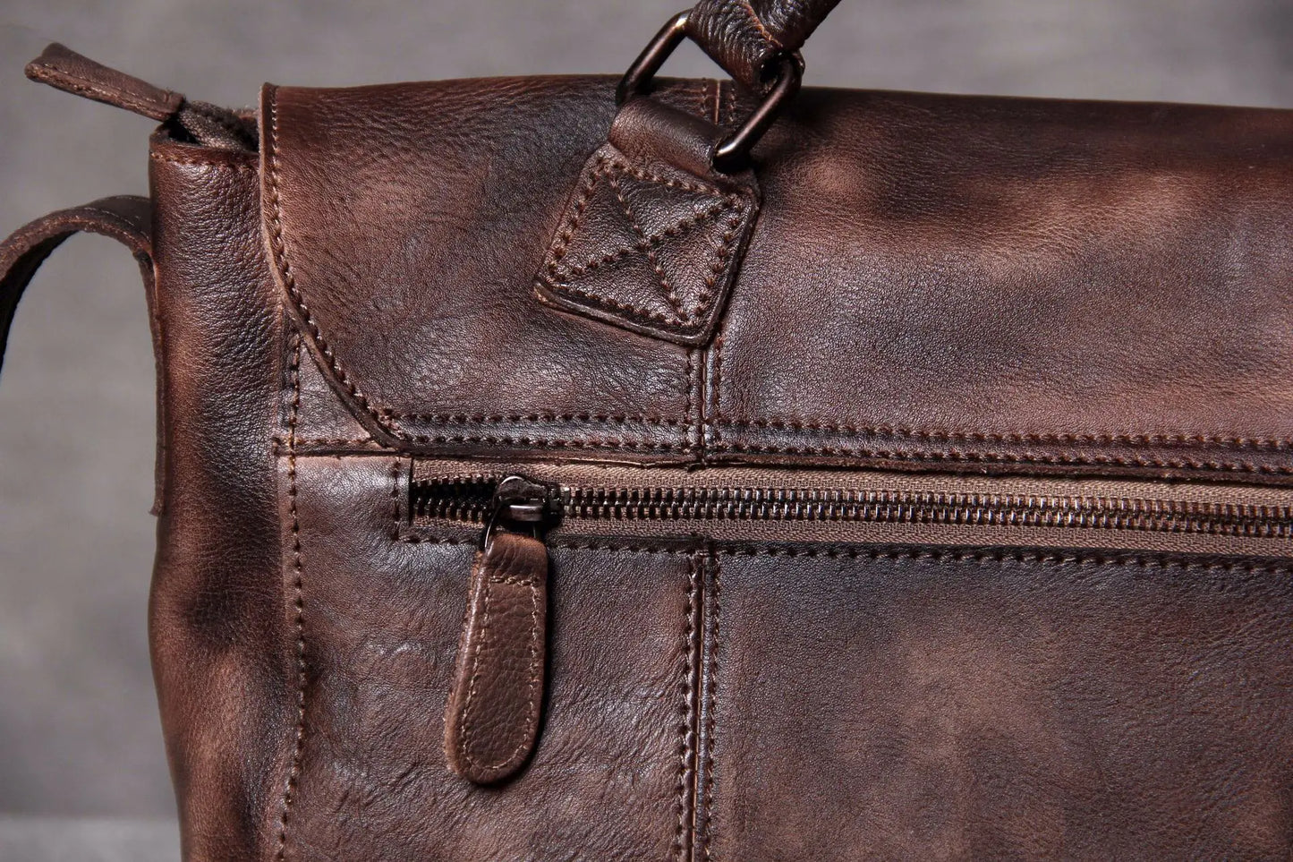 Vintage Leather Men's Shoulder Messenger Bag